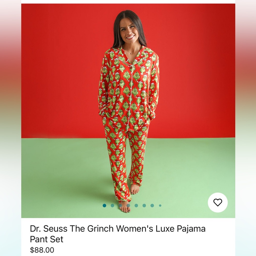 Dr. Seuss The Grinch Women’s Luxe Pajama Set